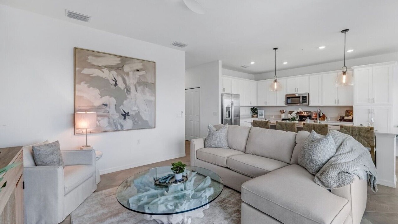 Photo of Livingroom in Lehigh Acres