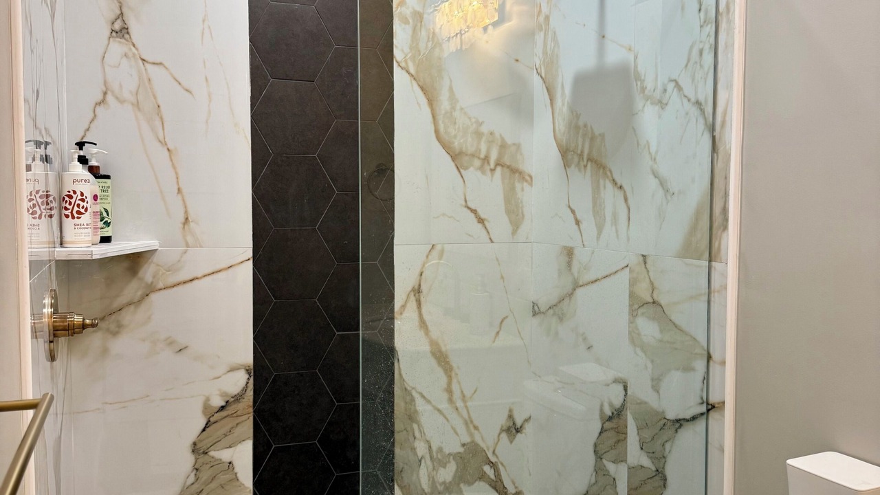 Photo of Bathroom in Indian Beach Sapphire Shores