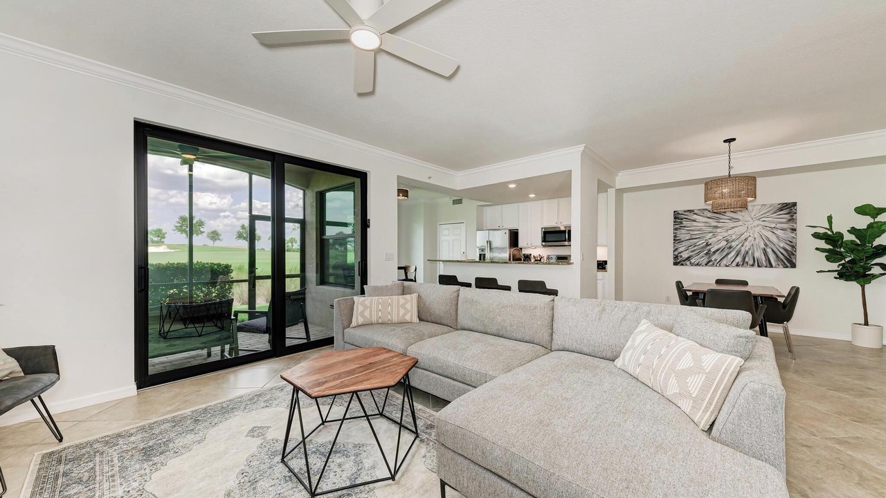 Photo of Livingroom in Lakewood Ranch