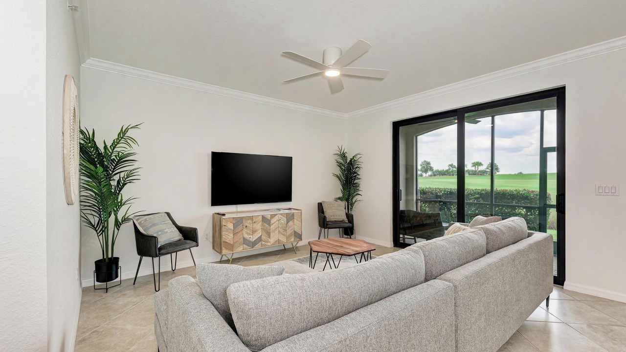 Photo of Livingroom in Lakewood Ranch