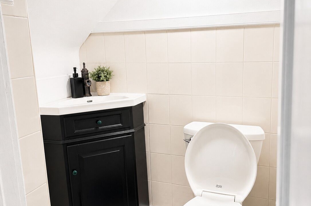 Photo of Bathroom in Ampere