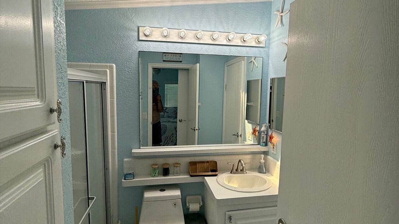 Photo of Bathroom in Cutthroat Harbor Estates