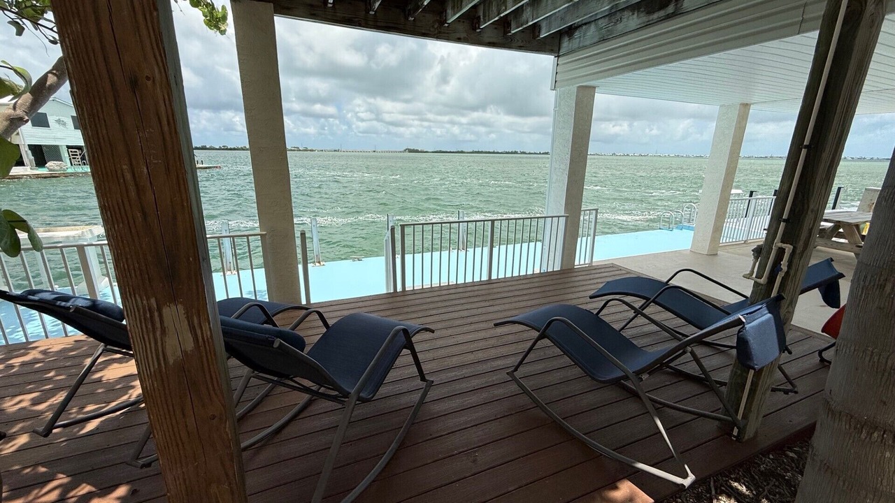 Photo of Patio Balcony in Cutthroat Harbor Estates
