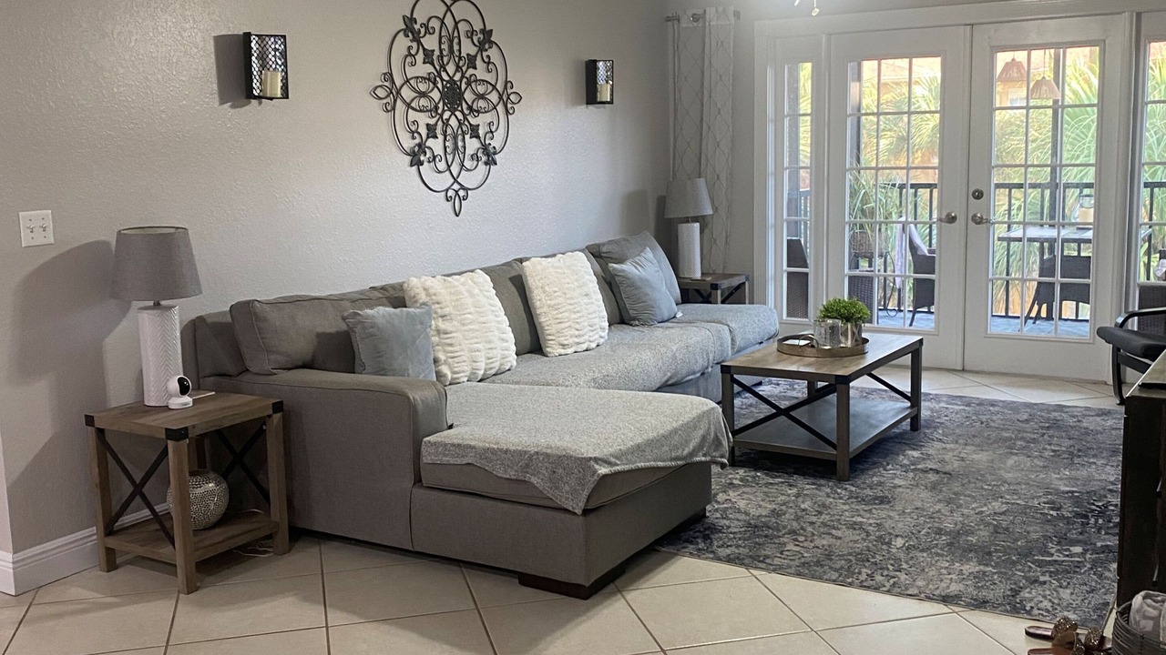 Photo of Livingroom in Bay Crest Park