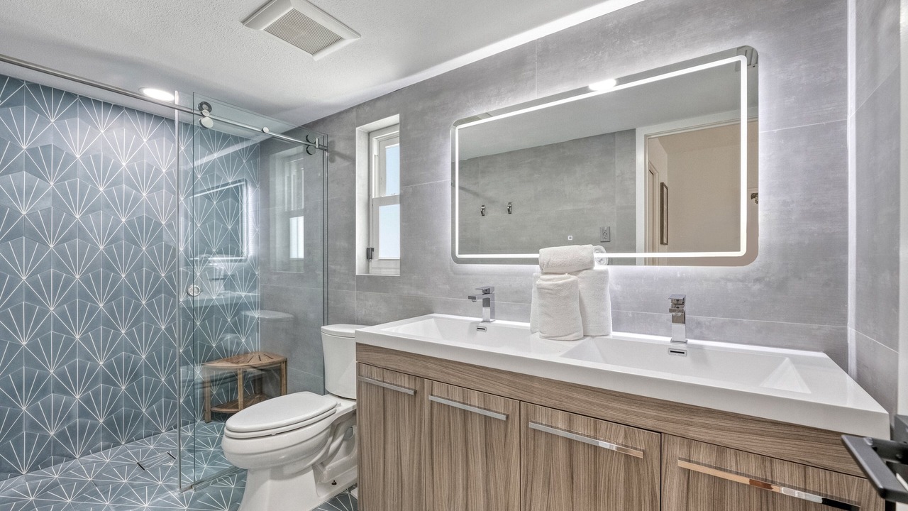 Photo of Bathroom in Bay Isle