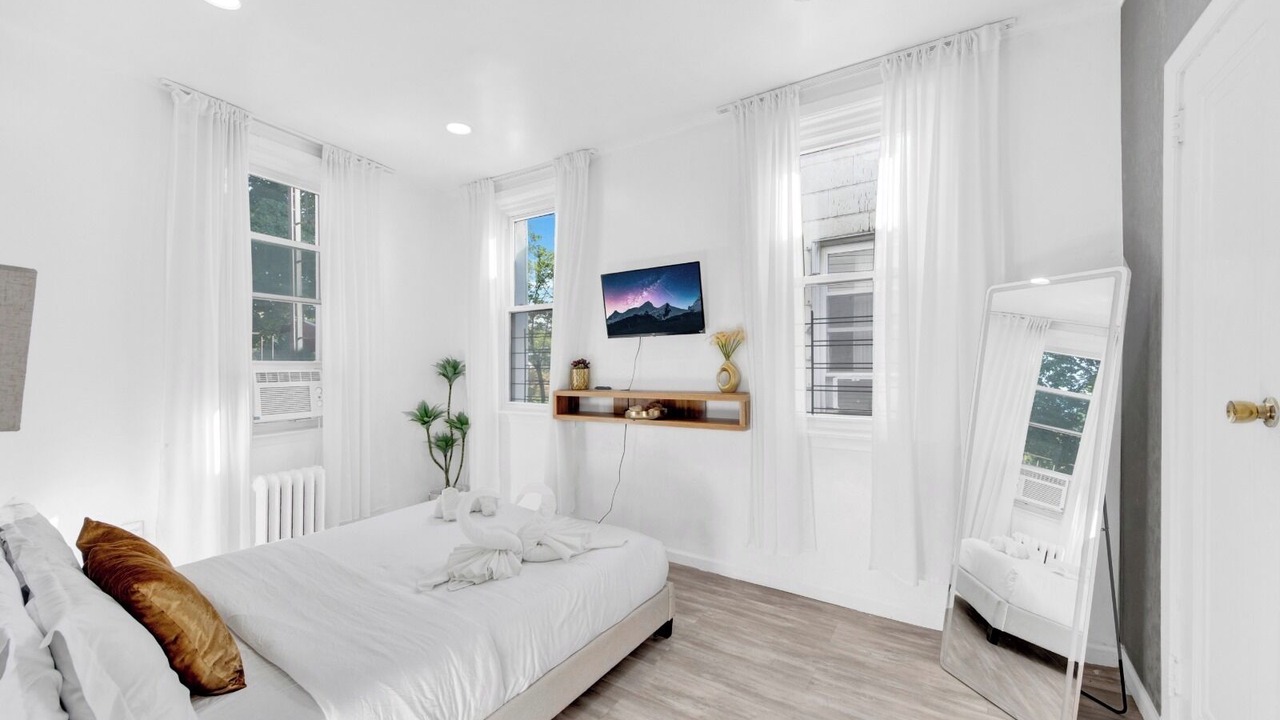 Photo of Bedroom in Southeast Yonkers