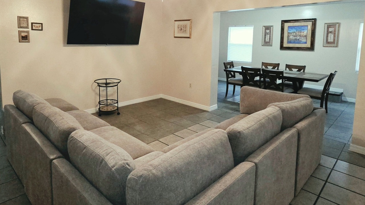 Photo of Livingroom in Winter Haven
