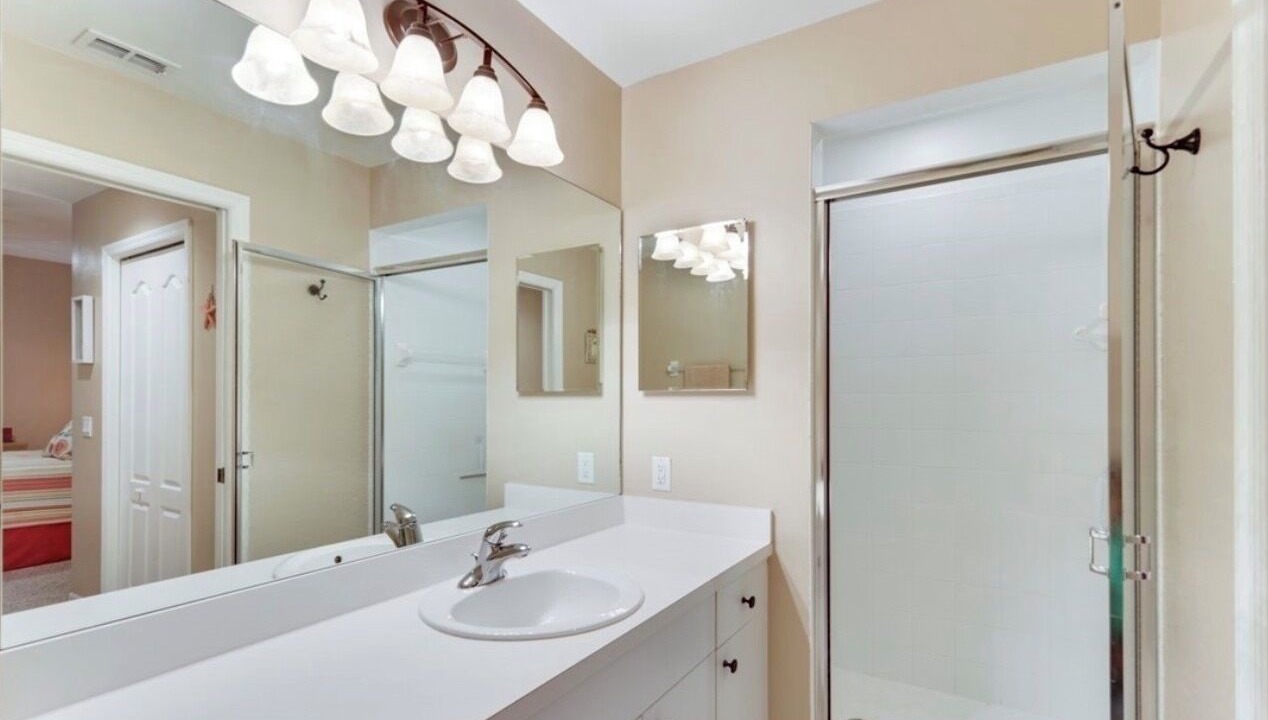 Photo of Bathroom in Biggar