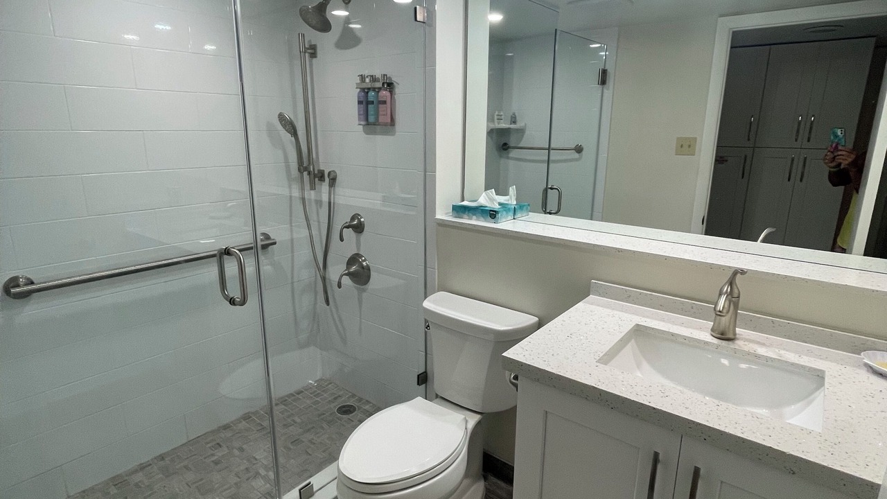 Photo of Bathroom in Lower Matecumbe Key