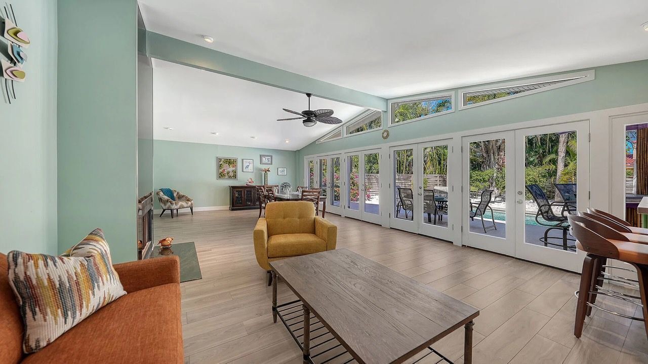 Photo of Livingroom in Saint Armands Key