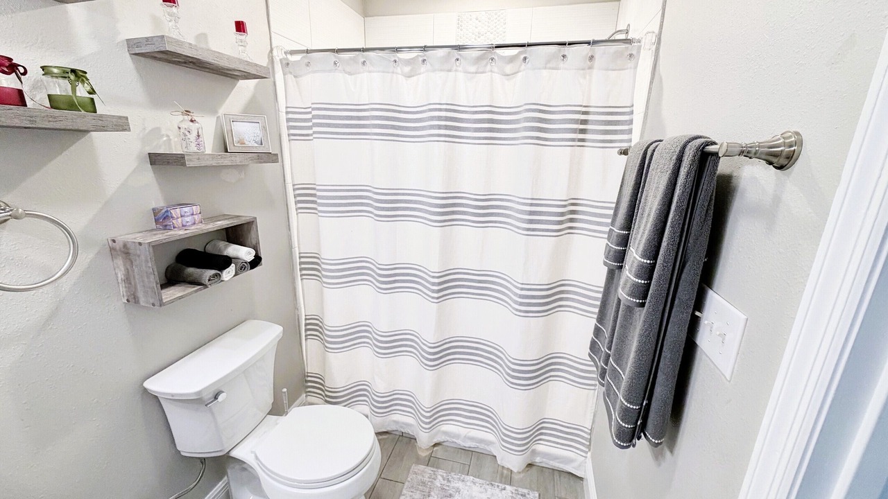 Photo of Bathroom in Lakeland