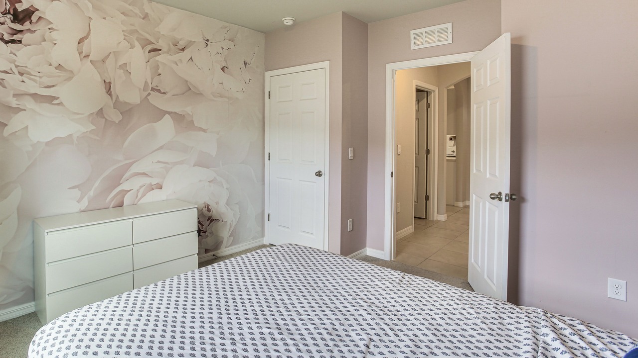 Photo of Bedroom in Deep Creek