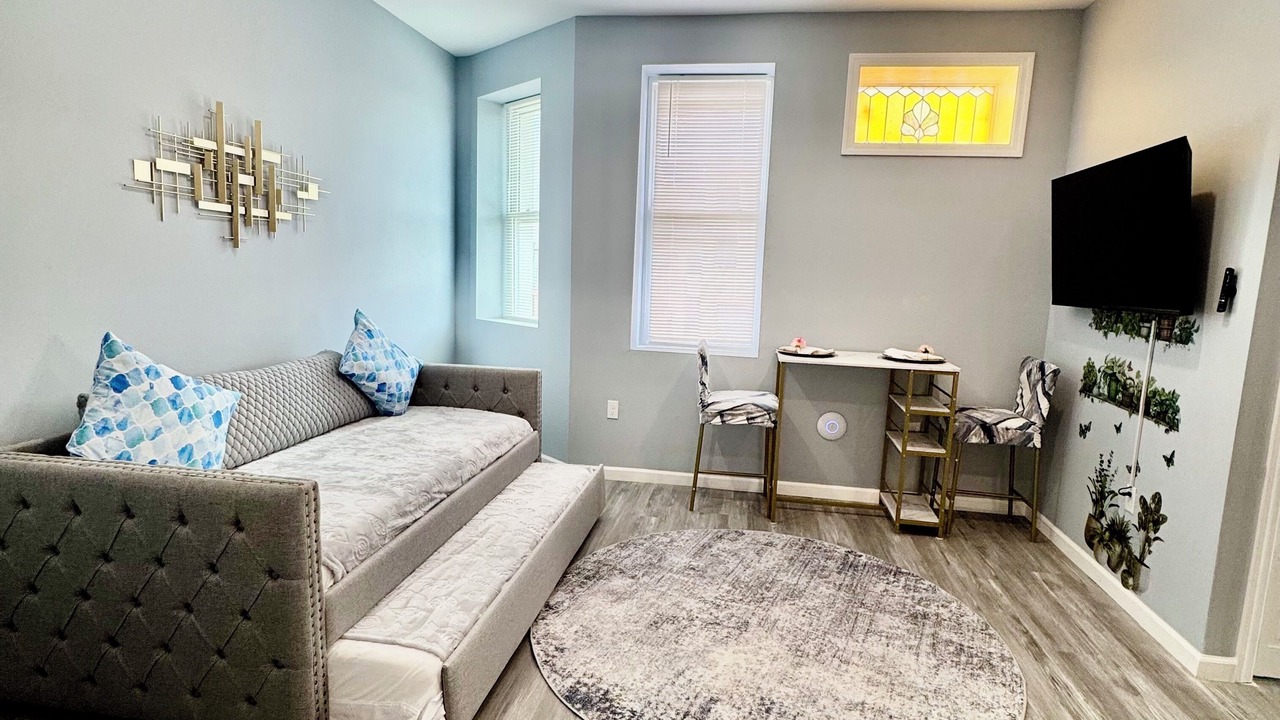 Photo of Livingroom in Ampere