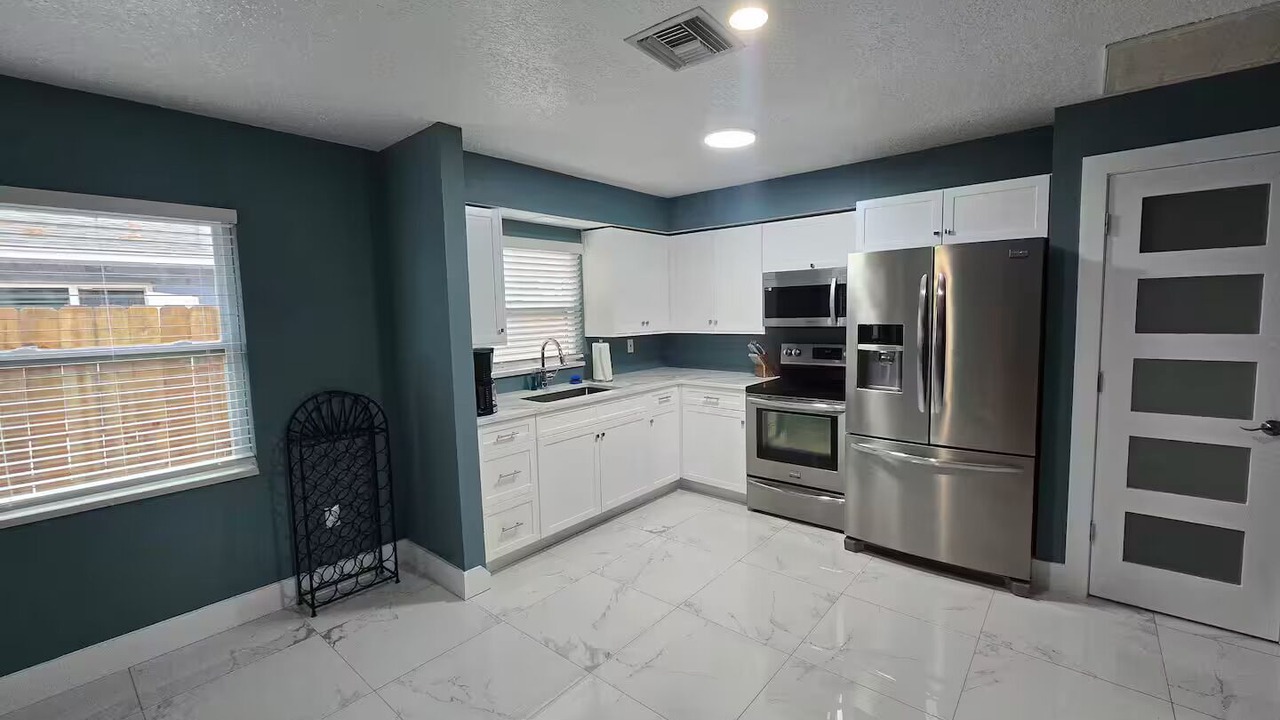 Photo of Kitchen in Town N County Park