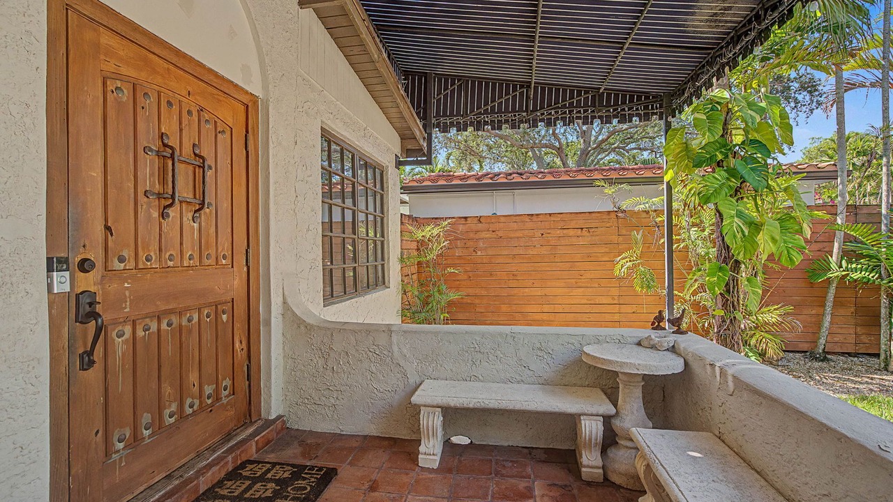 Photo of Patio Balcony in Northeast Coconut Grove
