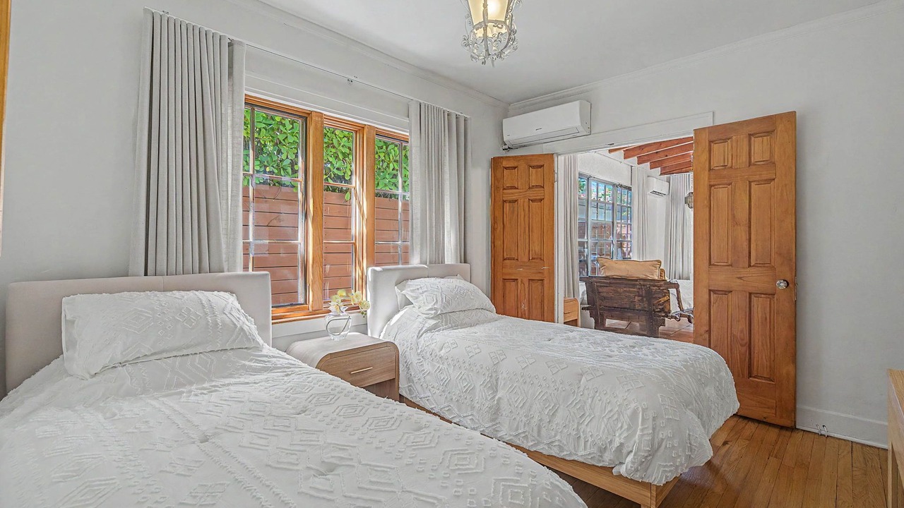 Photo of Bedroom in Northeast Coconut Grove