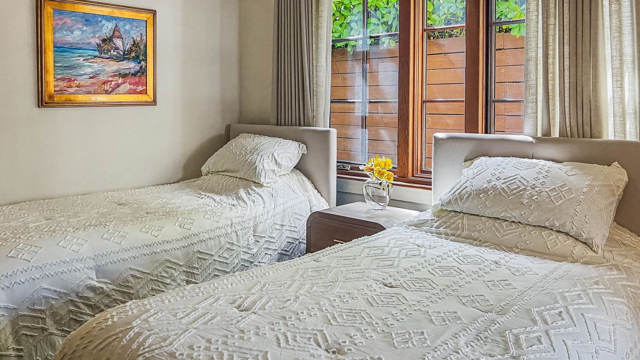 Photo of Bedroom in Northeast Coconut Grove