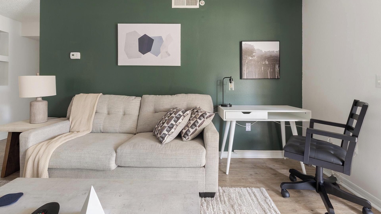 Photo of Livingroom in Fruitville