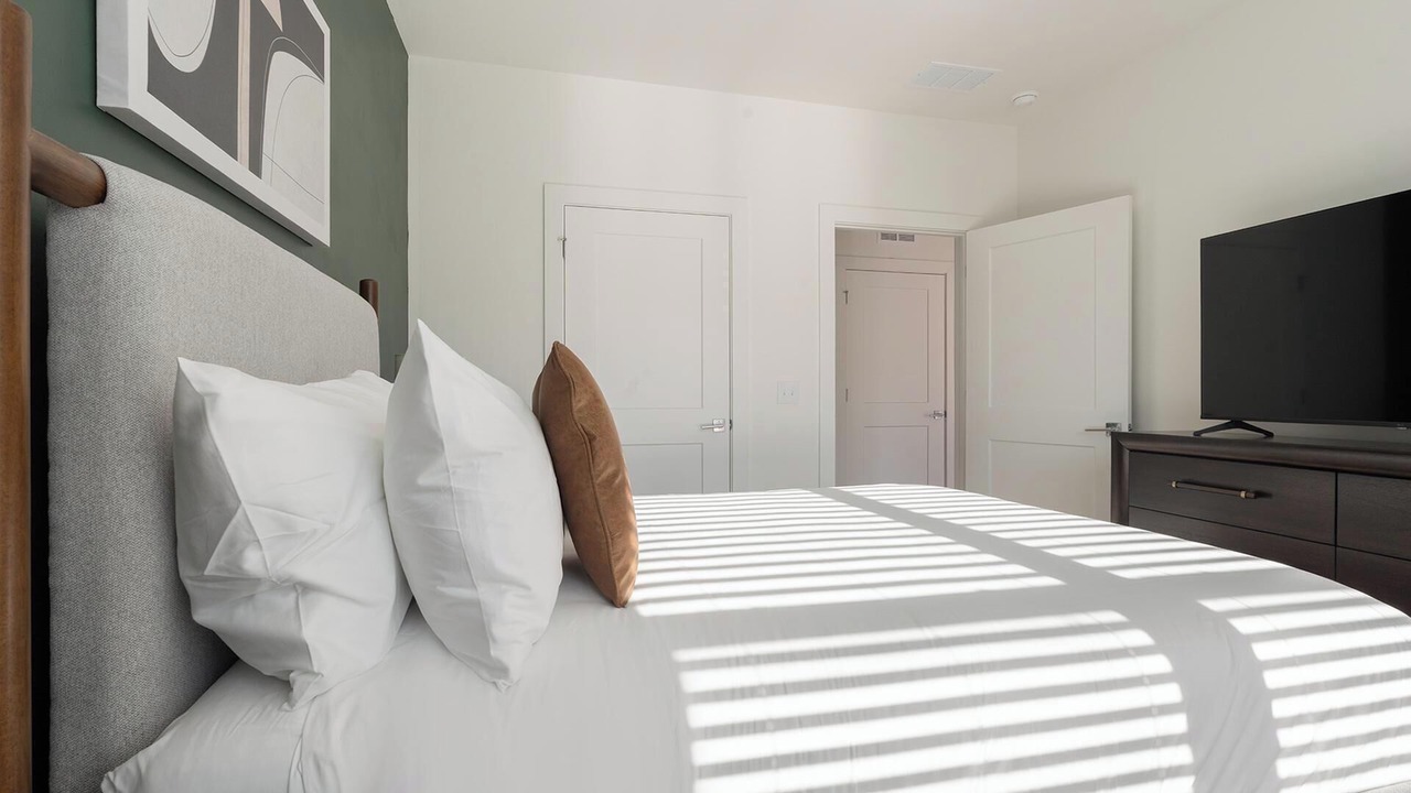 Photo of Bedroom in Laurel