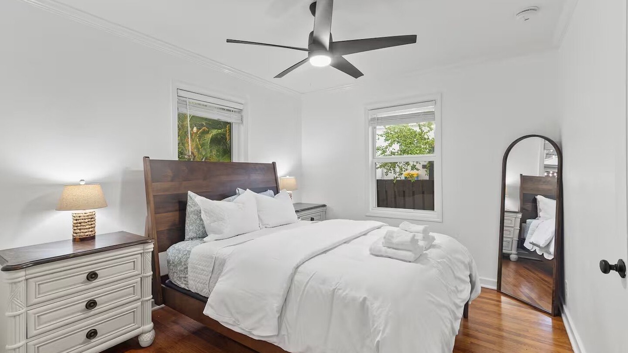 Photo of Bedroom in Old Northwood Historic District