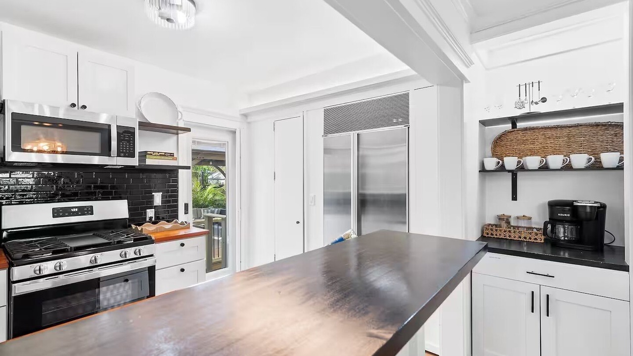 Photo of Kitchen in Old Northwood Historic District