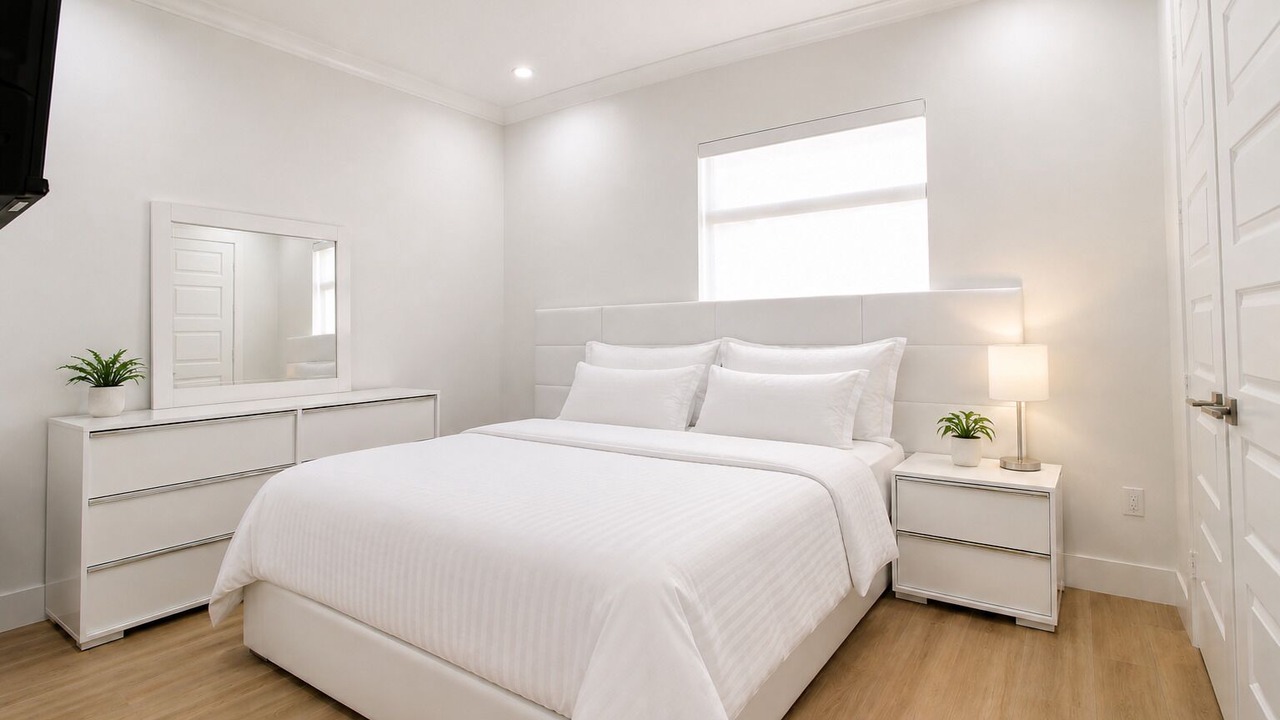 Photo of Bedroom in Ludlam