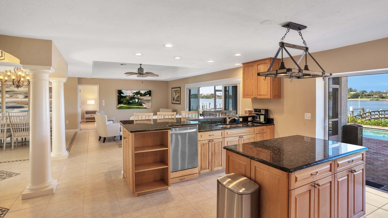 Photo of Kitchen in Sorrento Shores