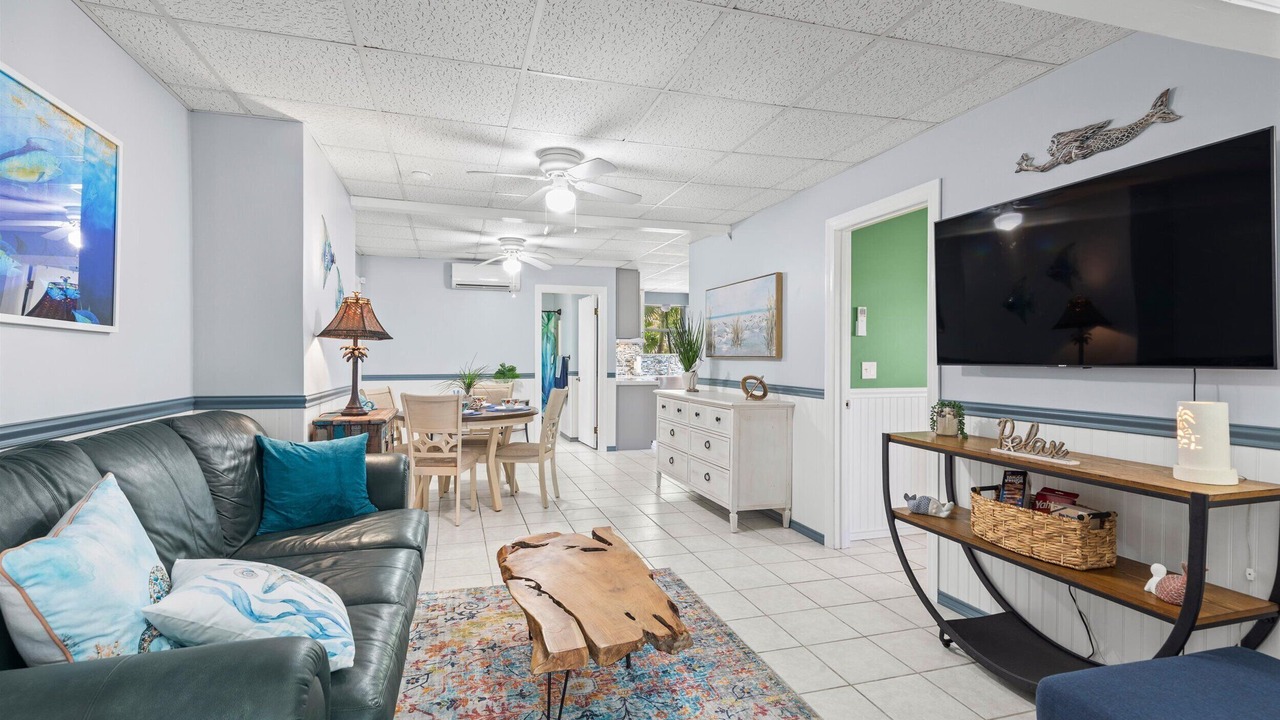 Photo of Livingroom in Pine Channel Estates