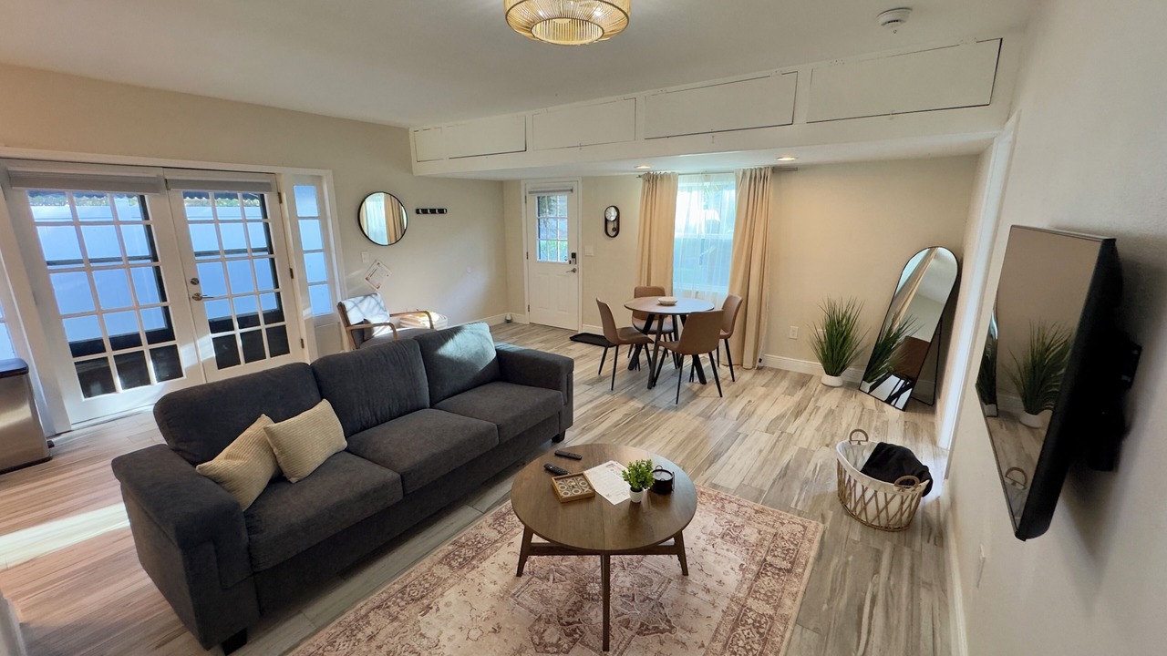Photo of Livingroom in North East Park