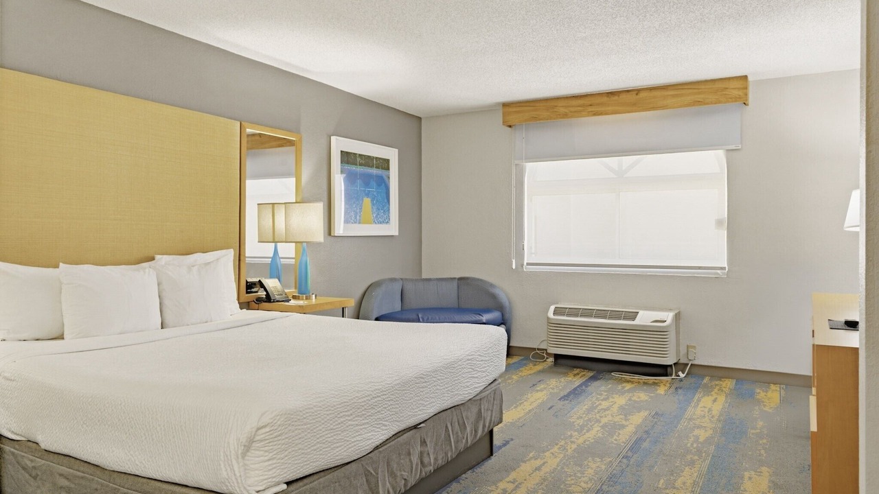 Photo of Bedroom in Central Sarasota