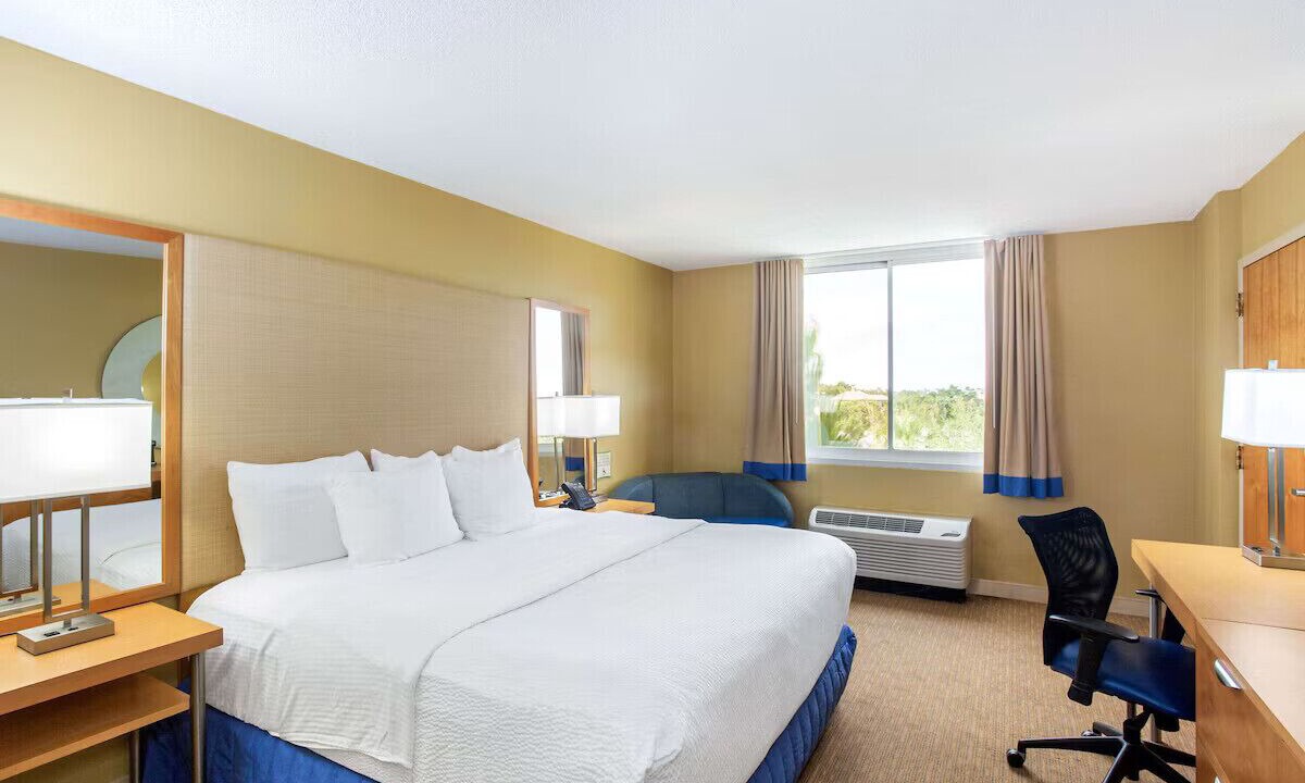 Photo of Bedroom in Central Sarasota