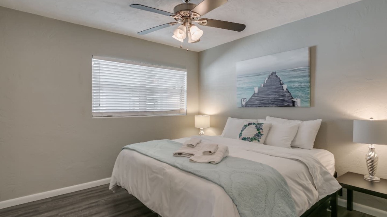 Photo of Bedroom in Palm Gardens