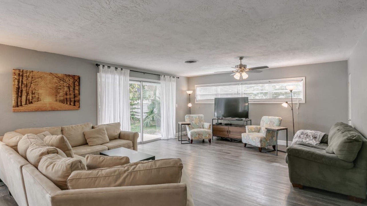 Photo of Livingroom in Palm Gardens