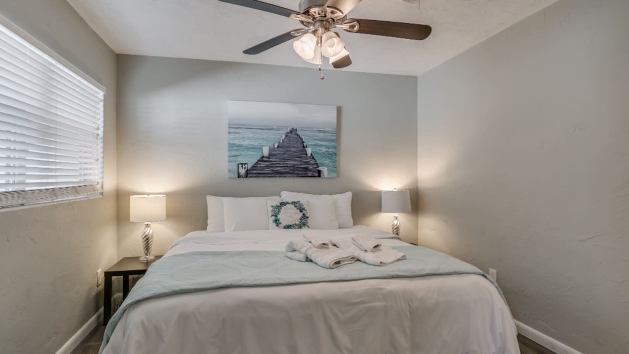 Photo of Bedroom in Palm Gardens