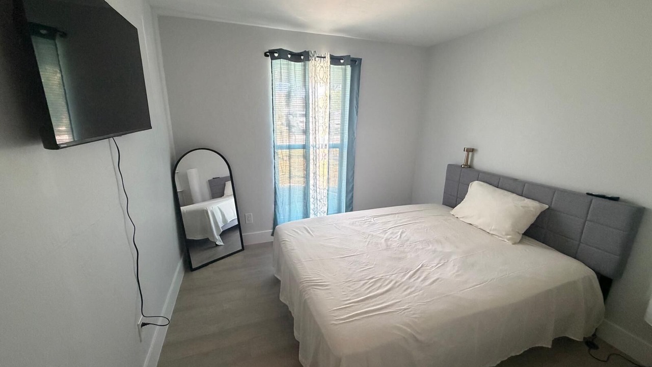 Photo of Bedroom in Diplomat