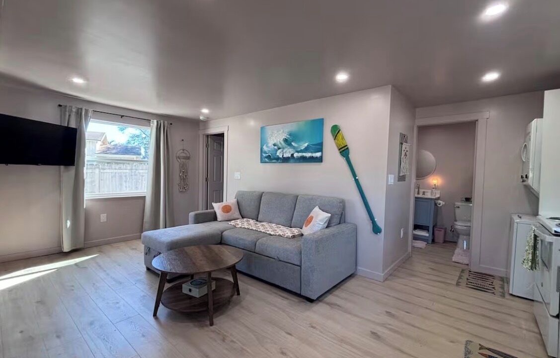 Photo of Livingroom in Jensen Beach