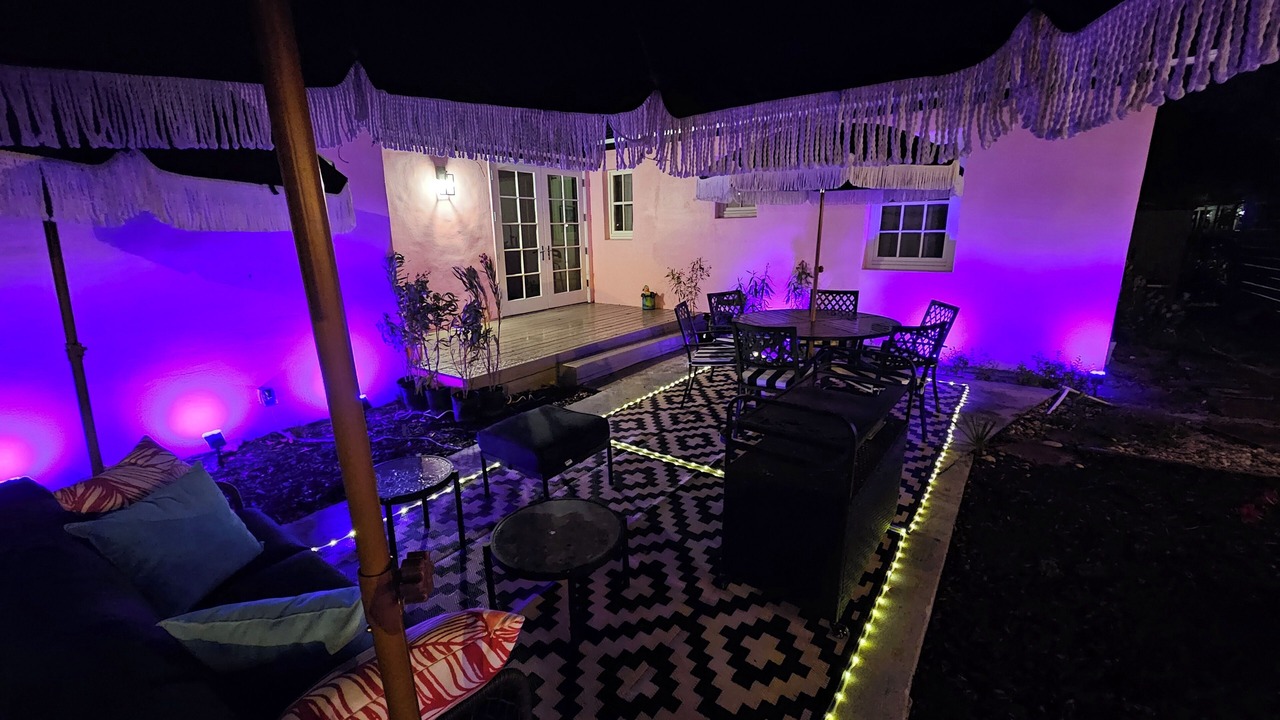 Photo of Outdoor in Old Northwood