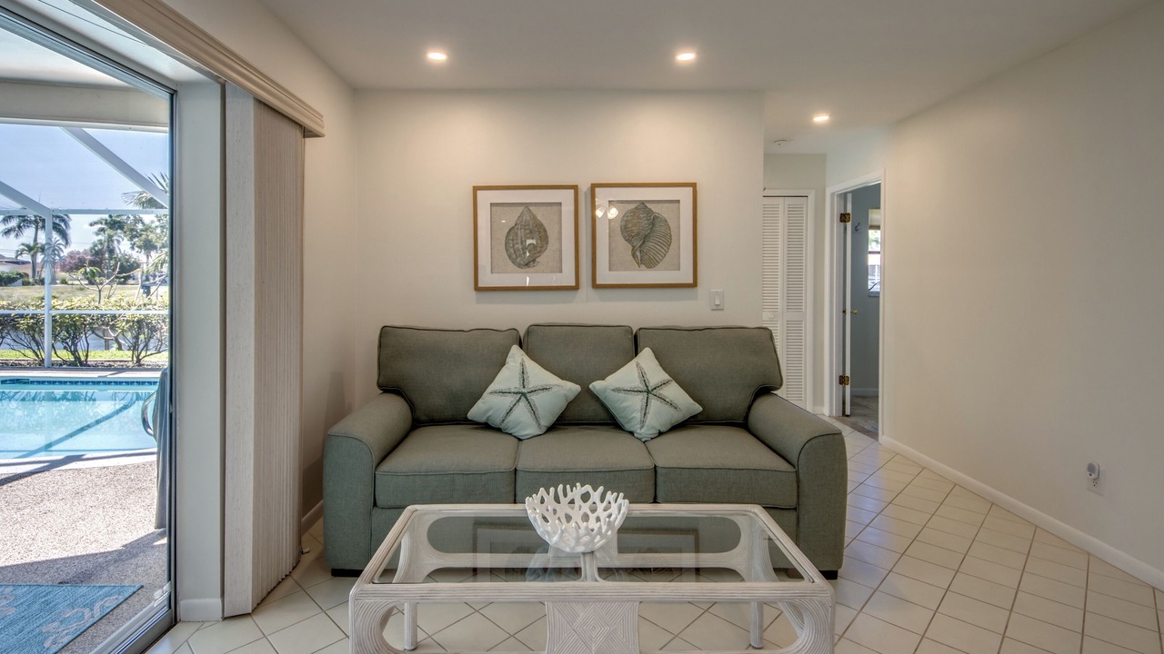 Photo of Livingroom in Caloosahatchee