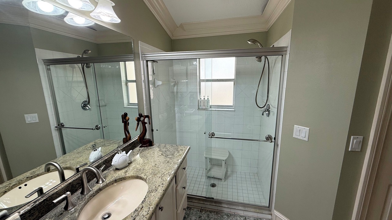 Photo of Bathroom in Port Saint Lucie