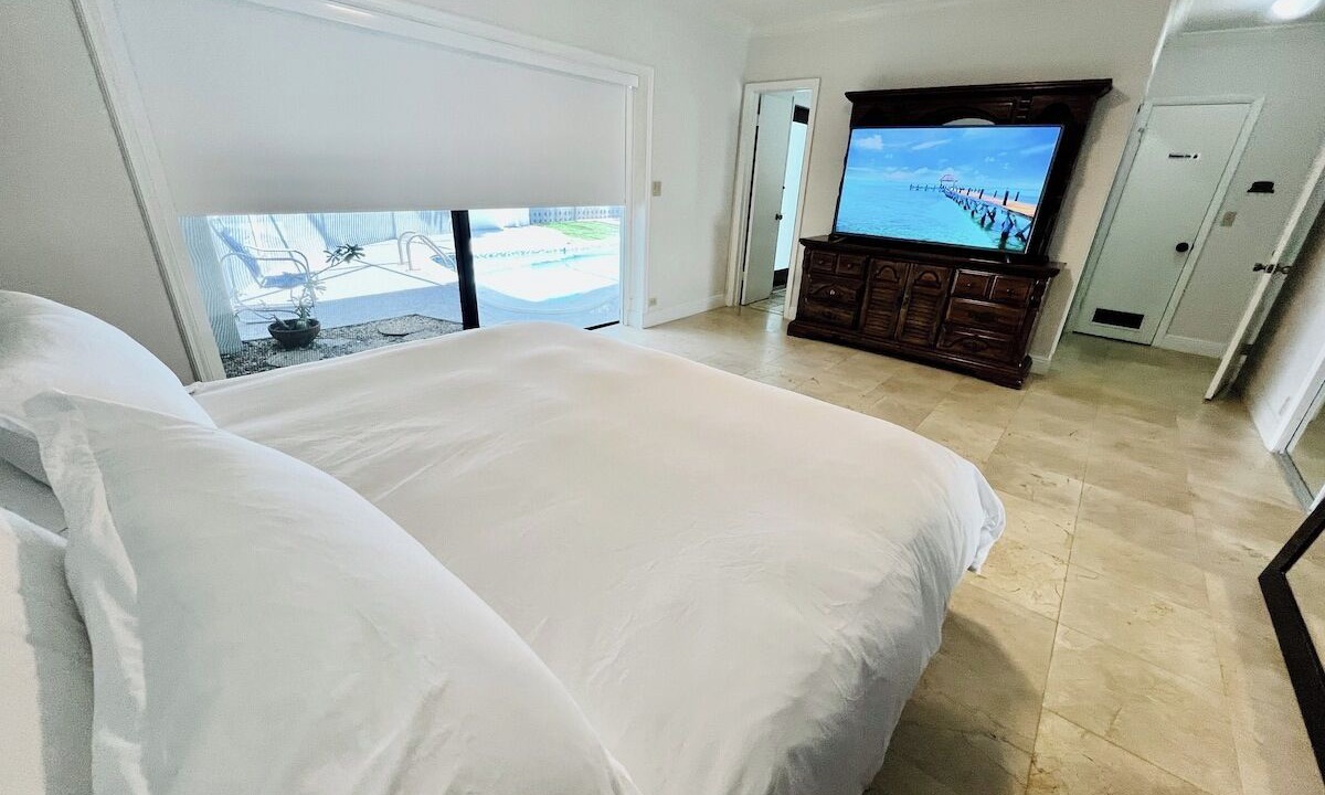 Photo of Bedroom in Cutler Bay