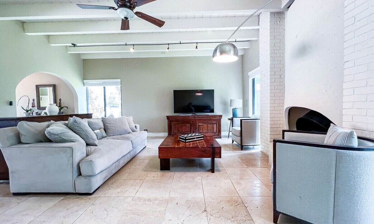 Photo of Livingroom in Cutler Bay
