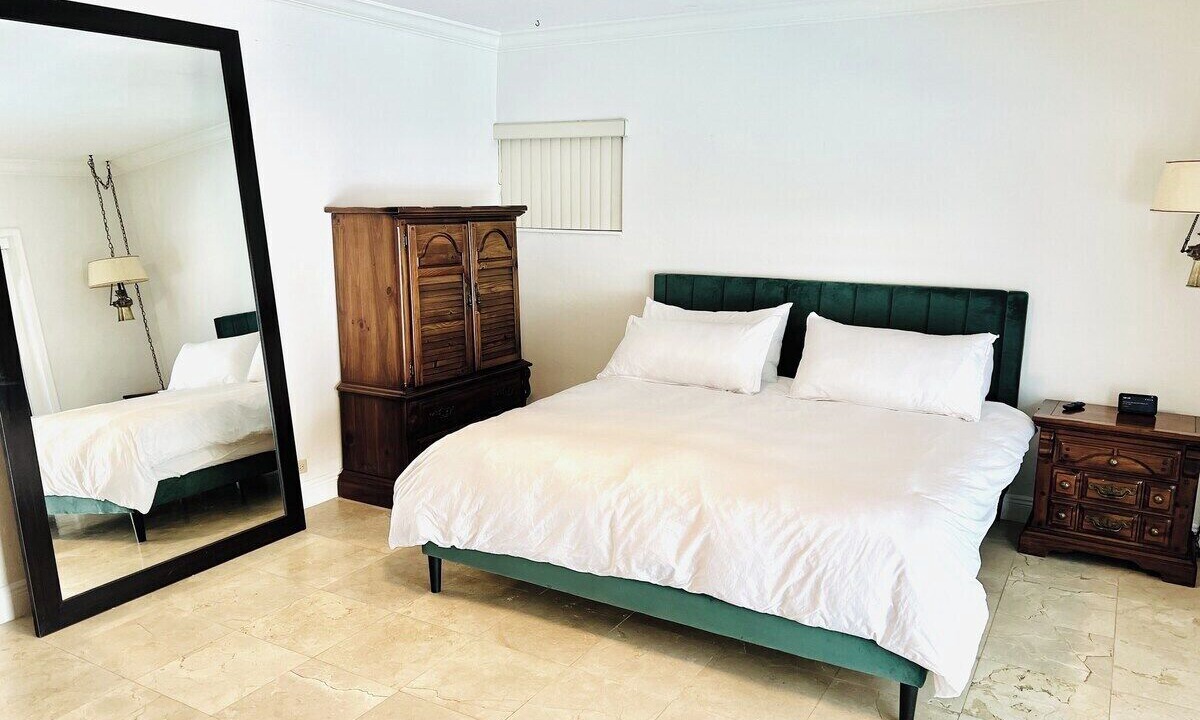Photo of Bedroom in Cutler Bay