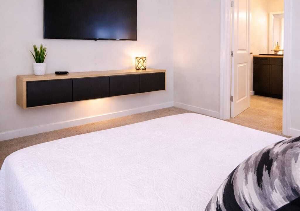 Photo of Bedroom in Edgewood