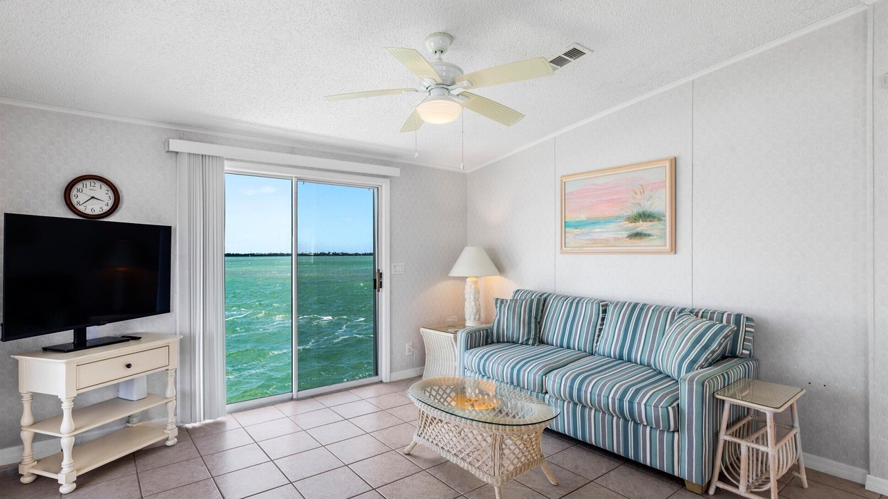 Photo of Livingroom in Cudjoe Key