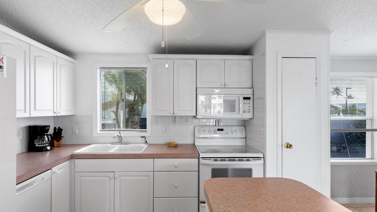 Photo of Kitchen in Cudjoe Key