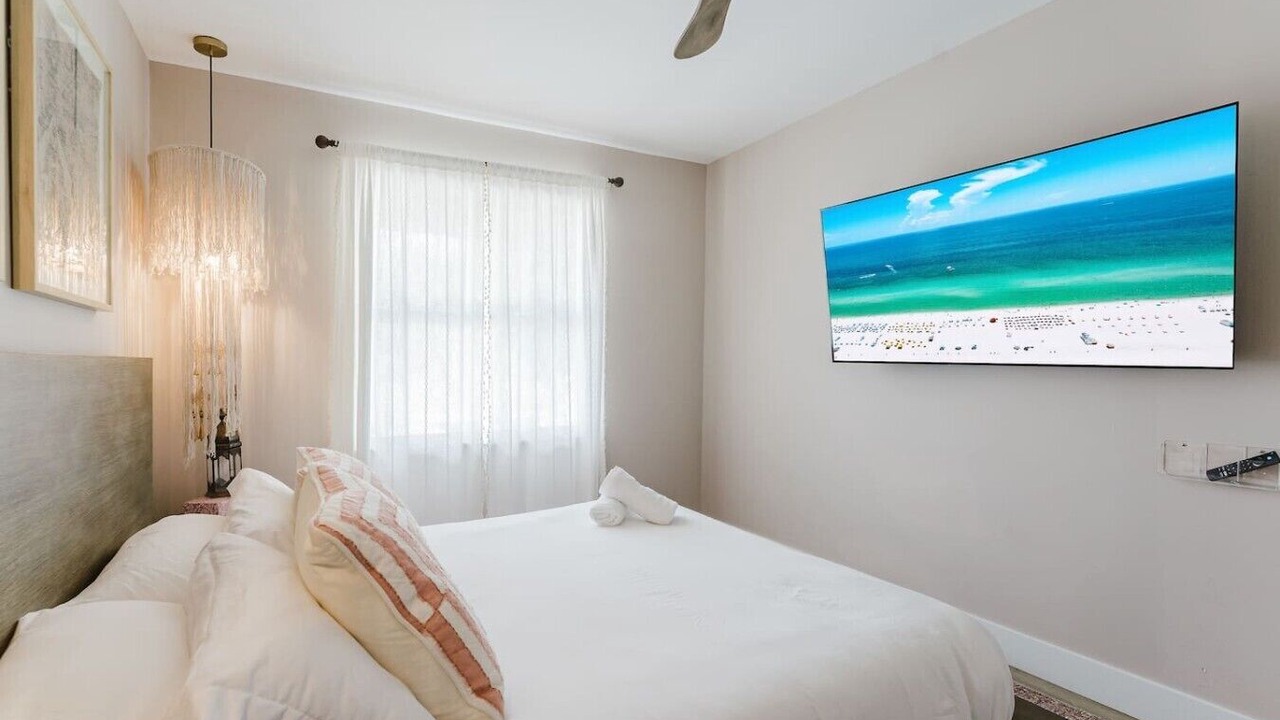 Photo of Bedroom in Florida North Atlantic Coast