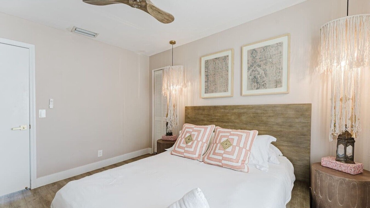 Photo of Bedroom in Florida North Atlantic Coast