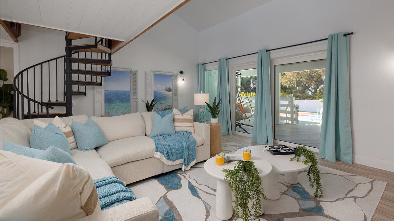 Photo of Livingroom in Trailer Estates