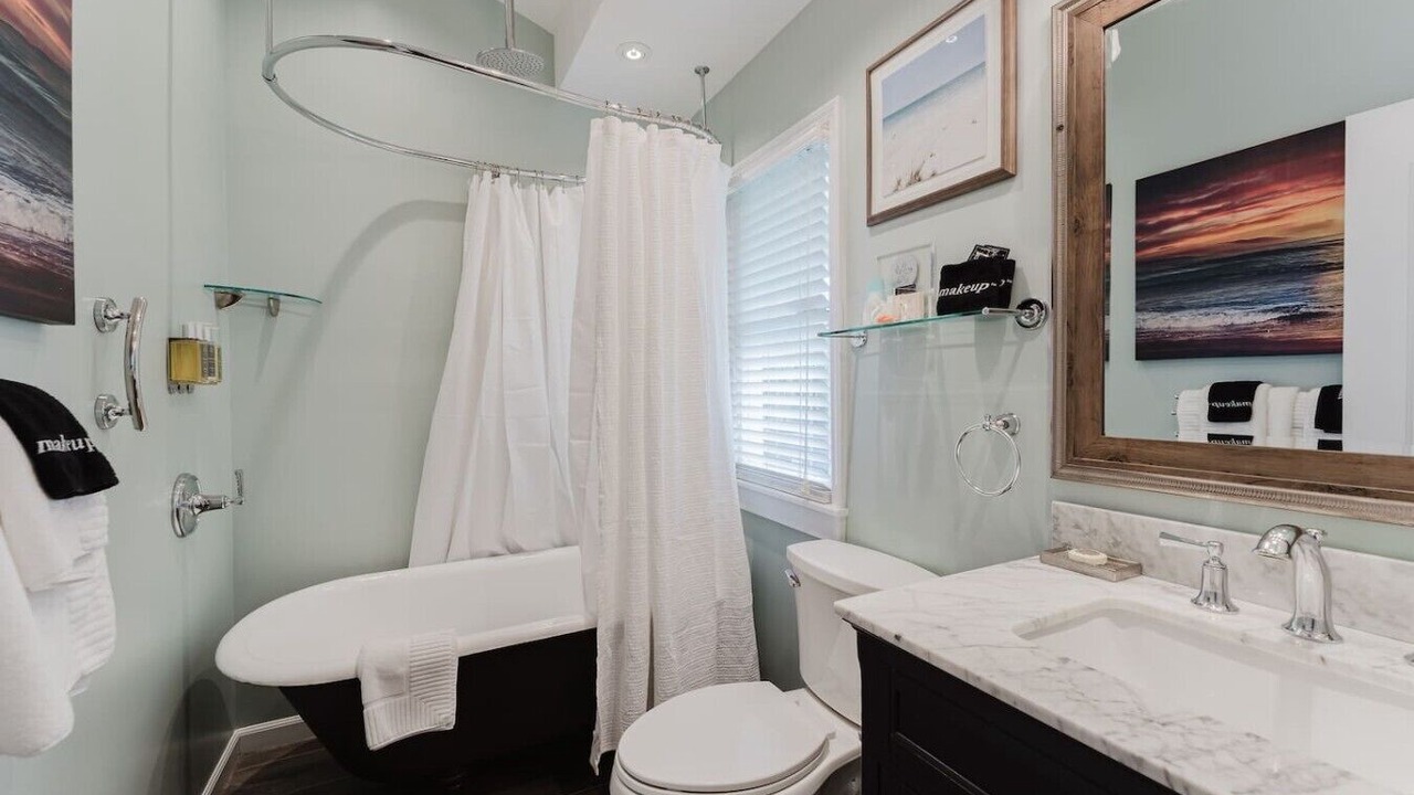 Photo of Bathroom in Grandview Heights