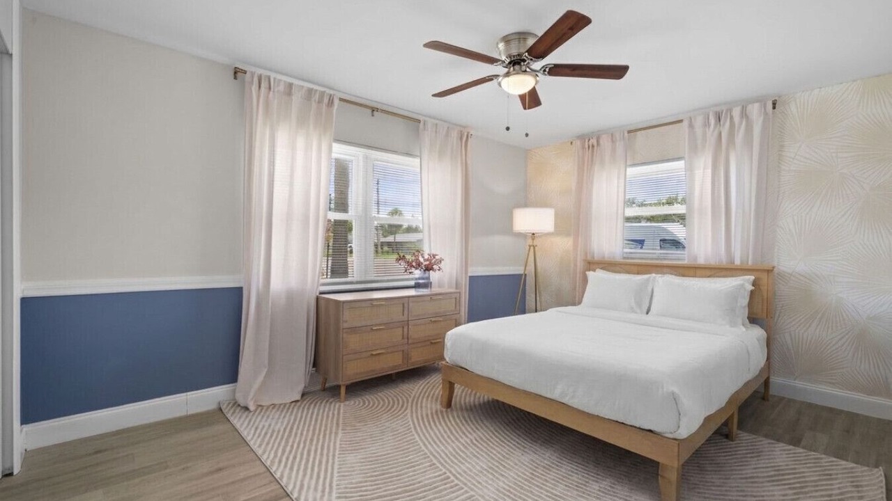 Photo of Bedroom in Bay Crest Park
